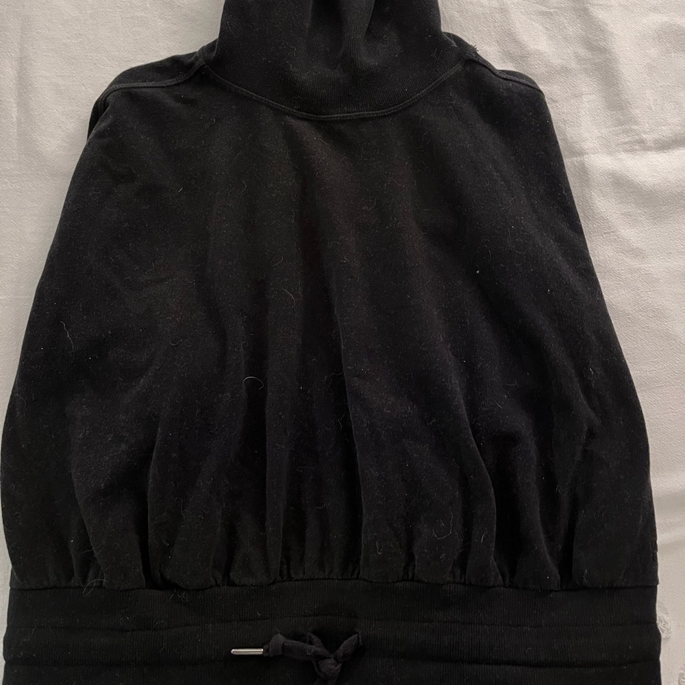 Black Sweaty Betty Pullover